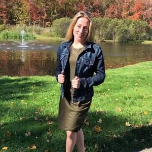 Meet your Posher, Julia